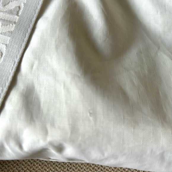 LeSportsac x Tokidoki Gioco White Duffle - Picture 11 of 12